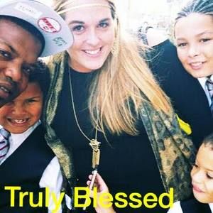 Meet your Posher, Leslie y riki